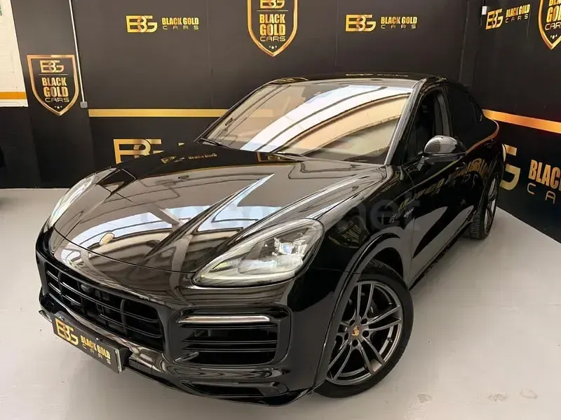 Usado Porsche Cayenne Platinum Edition 462 CV (339 kW) 2023 Negro SUV