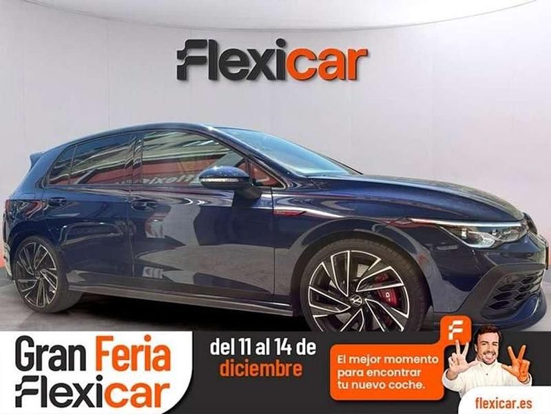 Azul Usado 2025 VW Golf VIII GTI Utilitario | 31.990 € - Imagen 1/3