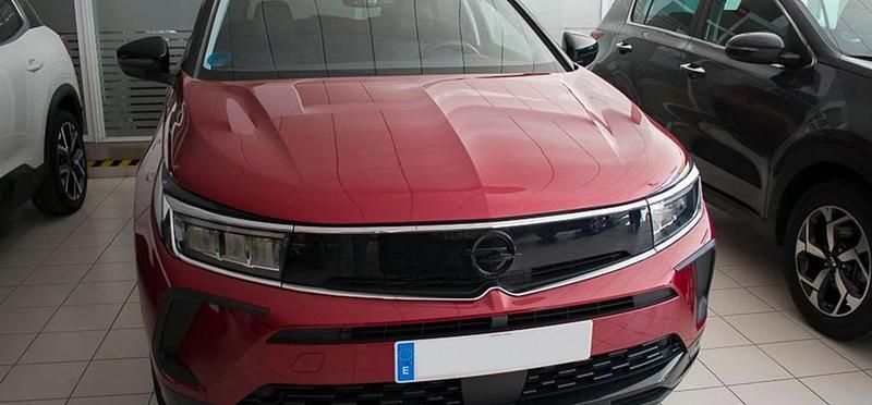 Usado Opel Grandland X GS Line 224 CV (164 kW) 2022 Karmin red SUV