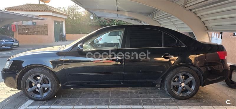Negro Usado 2009 Hyundai Sonata Comfort Berlina | 3200 € (Precio justo) - Imagen 1/4