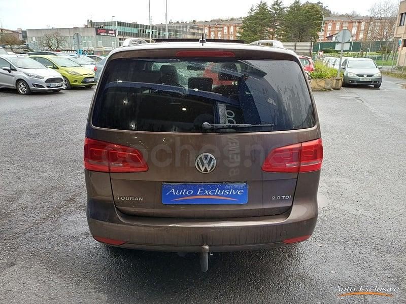 Usado VW Touran Sport 140 CV (102 kW) 2012 Marrón Monovolumen