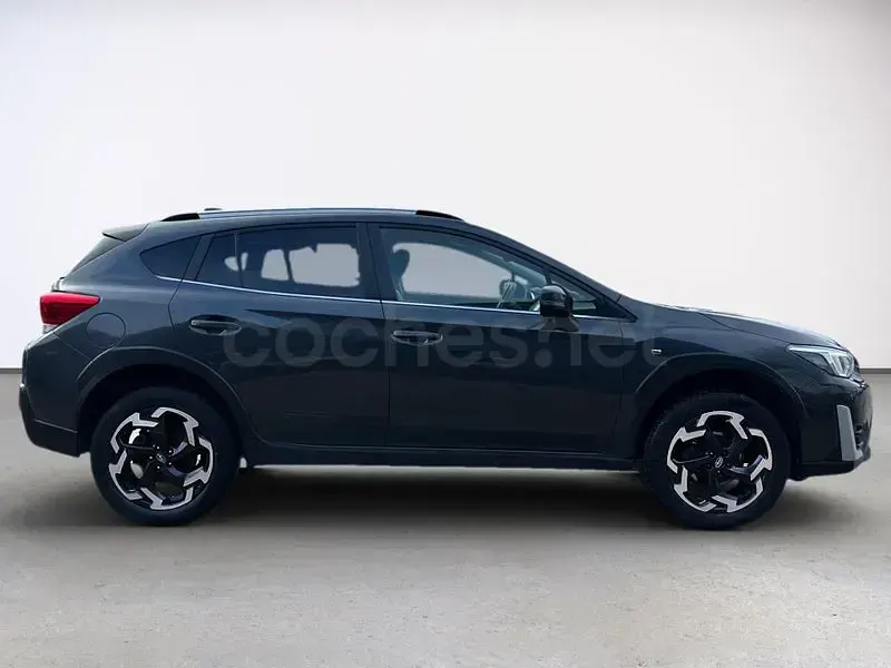 Usado Subaru XV Sport 150 CV (110 kW) 2023 Gris / plata SUV