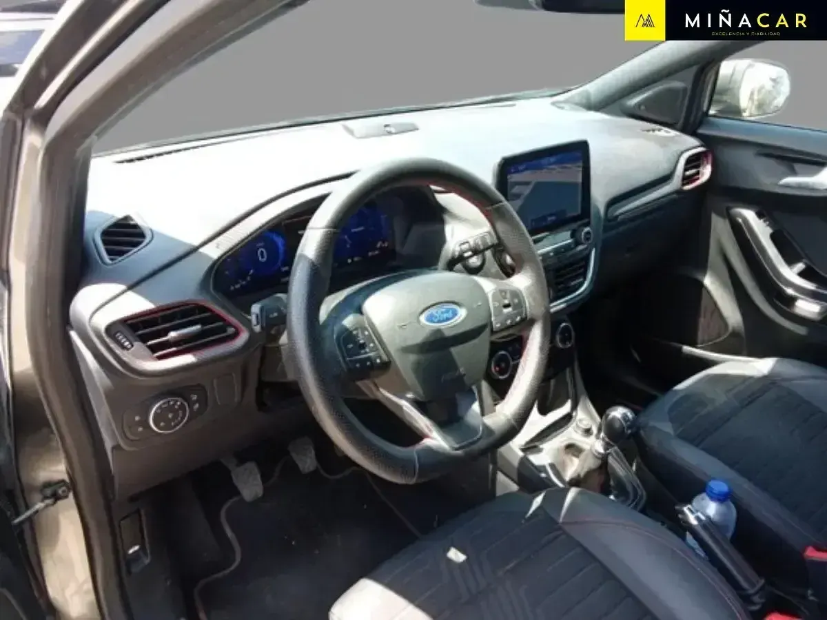 Usado Ford Puma ST-Line 125 CV (91 kW) 2023 Gris SUV