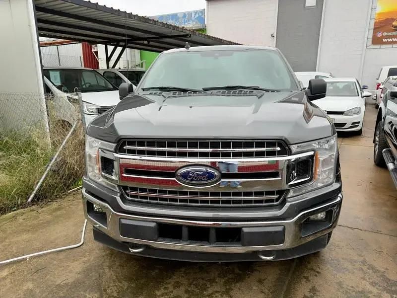 Usado Ford F-150 395 CV (290 kW) 2019 Gris Recogida