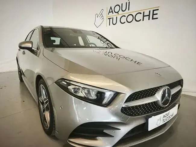 Usado Mercedes A180 116 CV (85 kW) 2021 Beige Berlina