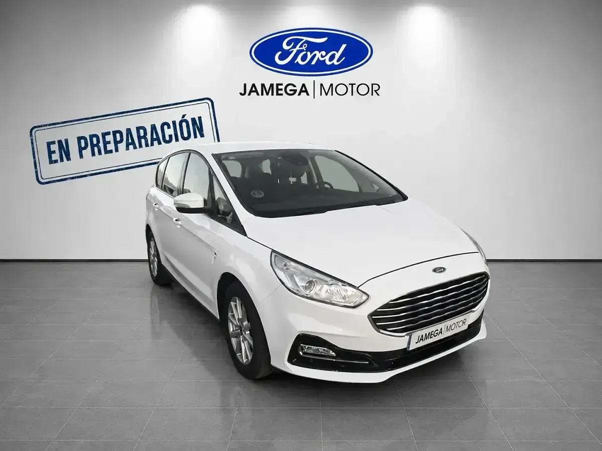 Usado Ford S-MAX Trend 150 CV (110 kW) 2021 Blanco Monovolumen