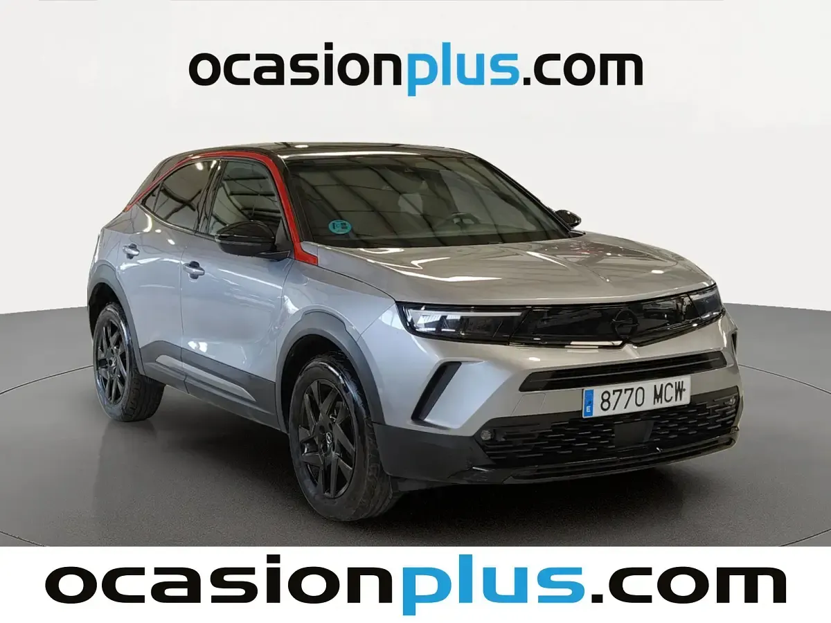 Usado Opel Mokka GS Line 131 CV (96 kW) 2022 Gris SUV
