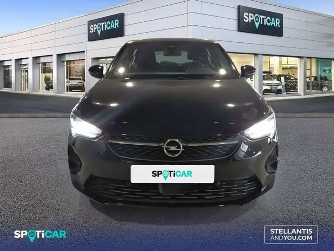 Usado Opel Corsa GS Line 101 CV (74 kW) 2022 Negro Utilitario