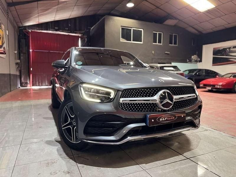 Usado Mercedes GLC220 194 HP (142 kW) 2019 Cinzento Coupé
