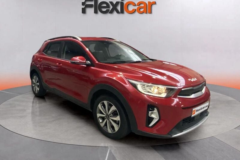 Rojo Usado 2023 Kia Stonic SUV | 13.190 € (Precio justo) - Imagen 1/4