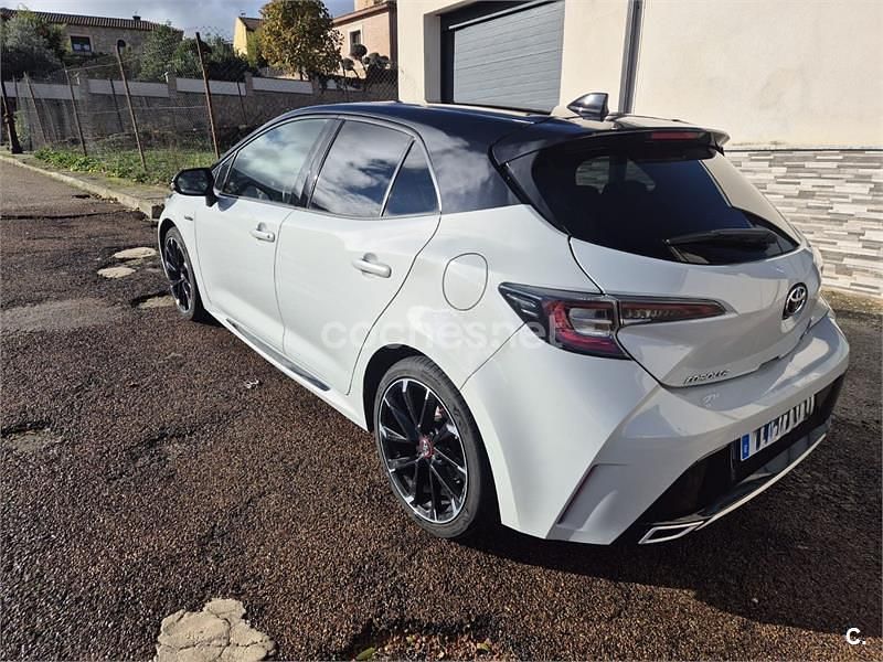 Gris / plata Usado 2020 Toyota Corolla Berlina | 19.900 € (Precio justo) - Imagen 1/4
