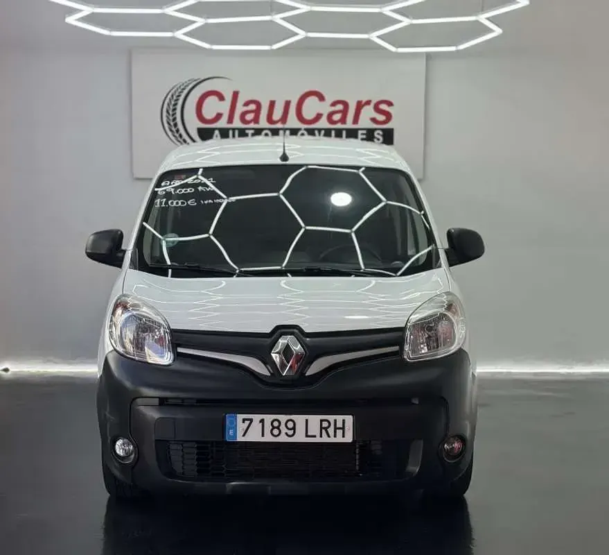 Usado Renault Kangoo 95 CV (69 kW) 2021 Blanco Monovolumen