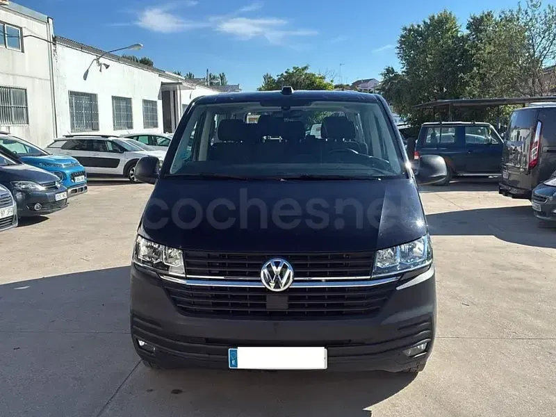 Usado VW Caravelle 150 CV (110 kW) 2024 Negro Van