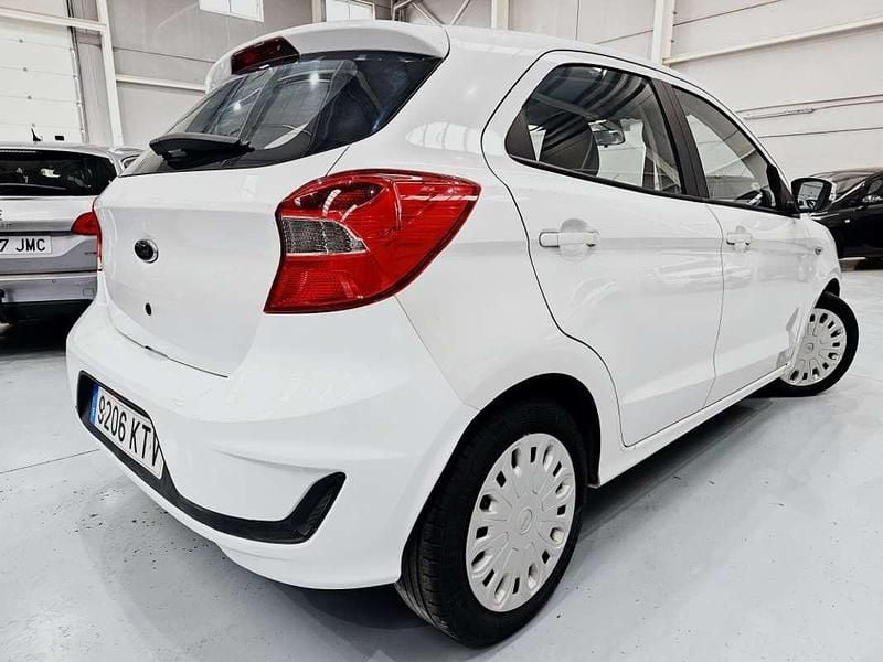 Usado Ford Ka Plus 71 CV (52 kW) 2019 Blanco Utilitario