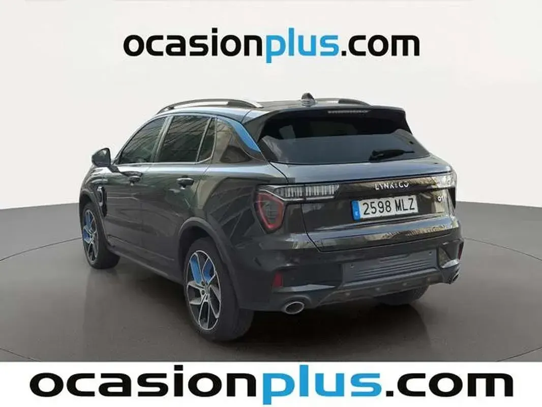 Usado Lynk & Co 01 261 CV (191 kW) 2023 Negro SUV