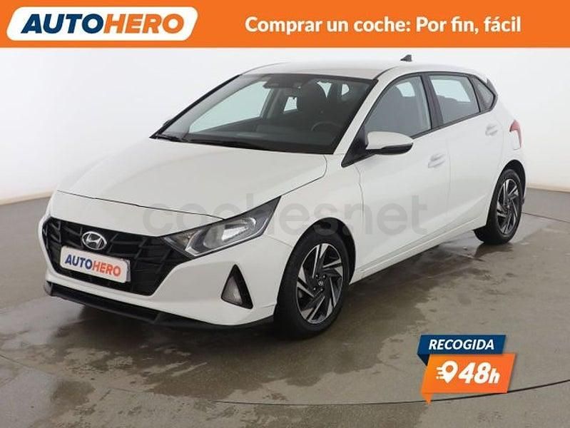 Usado Hyundai i20 84 CV (61 kW) 2022 Blanco Utilitario