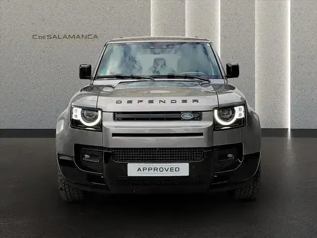 Usado Land Rover Defender HSE 250 HP (183 kW) 2024 Prateado SUV