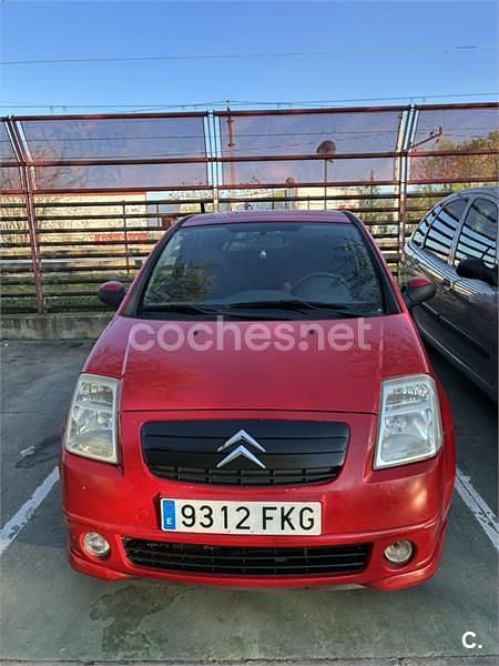 Usado Citroën C2 VTR Sport 75 CV (55 kW) 2007 Rojo Utilitario