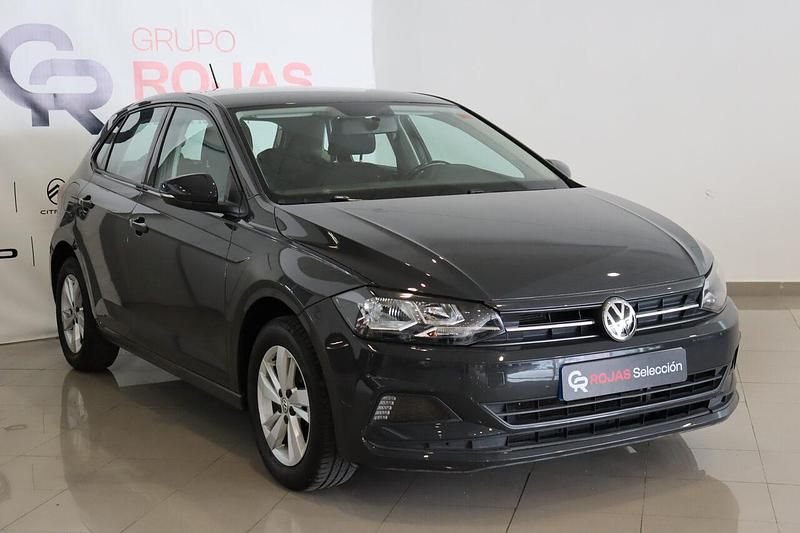 Usado VW Polo Advance 95 CV (69 kW) 2019 Gris Utilitario
