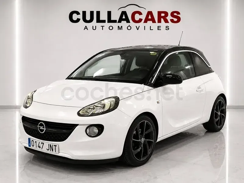 Usado Opel Adam Rocks 87 CV (63 kW) 2016 Blanco Utilitario