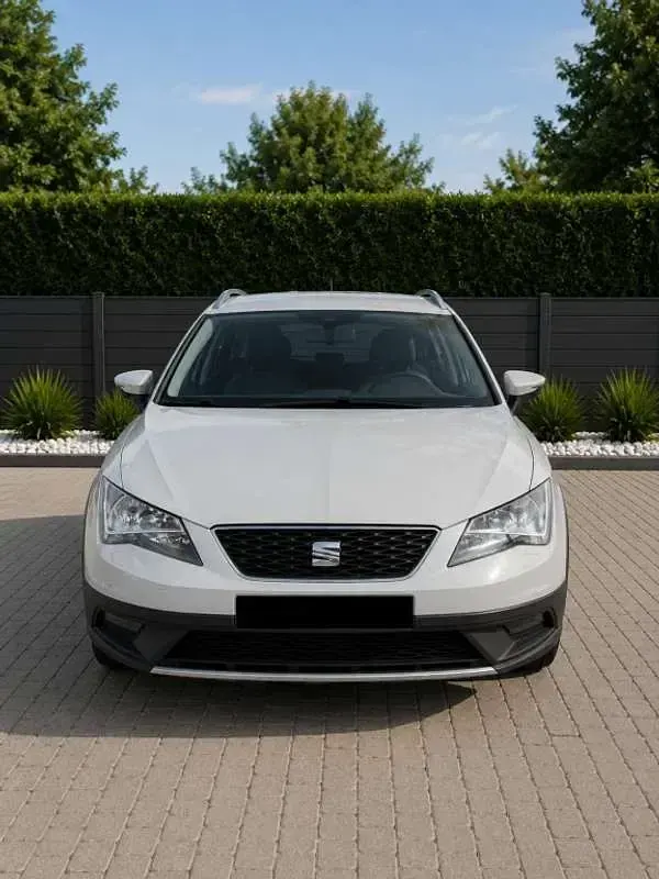 Usado Seat Leon ST FR 184 CV (135 kW) 2015 Blanco Familiar