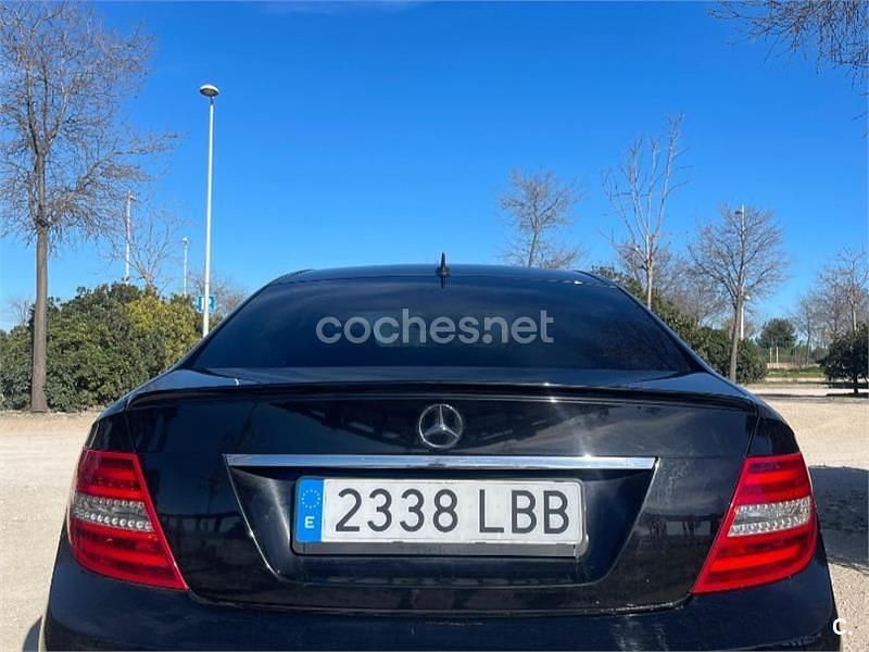 Usado Mercedes C220 170 CV (125 kW) 2013 Negro Coupe