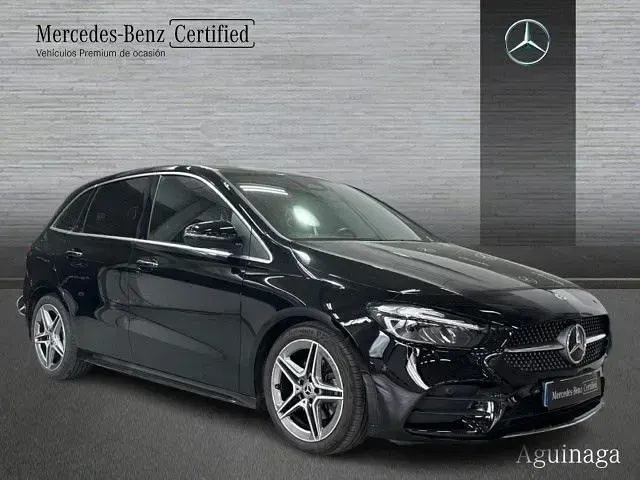 Usado Mercedes B200 150 CV (110 kW) 2025 Negro noche Monovolumen