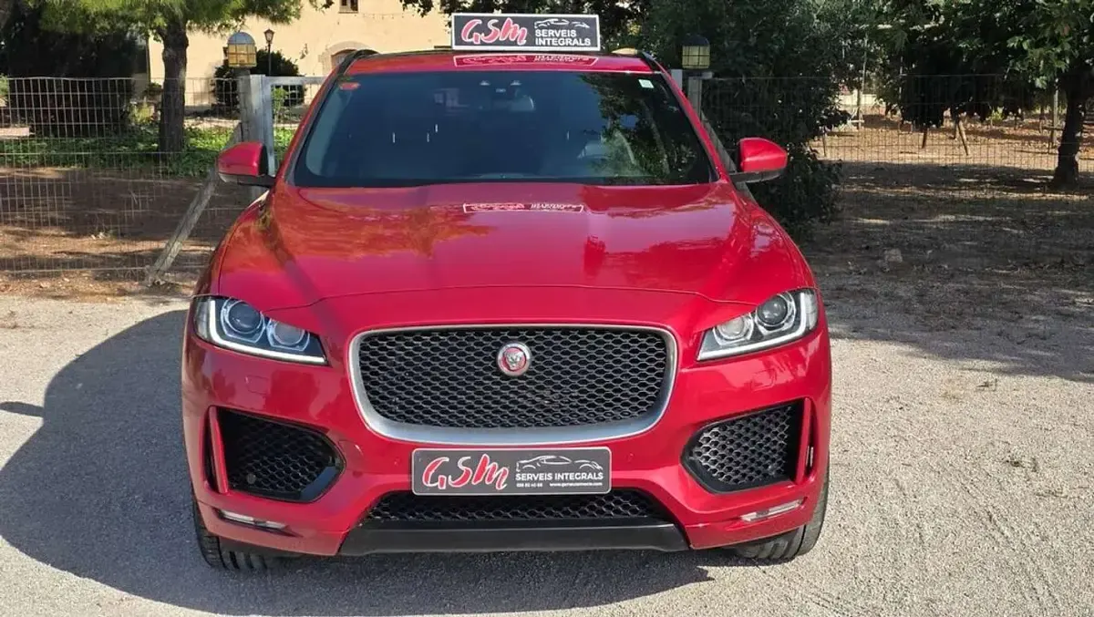 Usado Jaguar F-Pace S 300 CV (220 kW) 2018 Burdeos SUV
