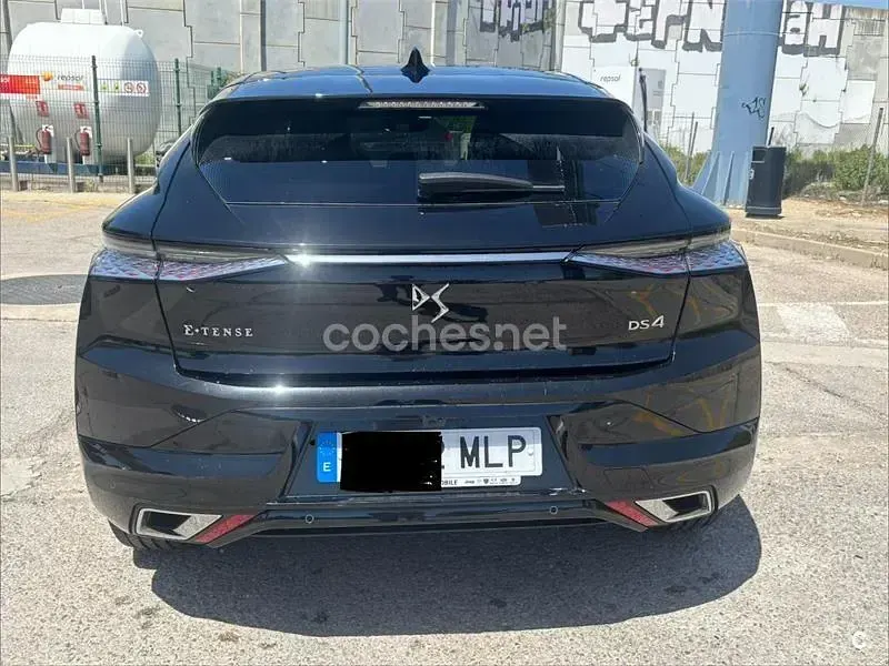 Käytetty DS Automobiles DS4 Rivoli 225 HP (165 kW) 2023 Musta Katumaasturi