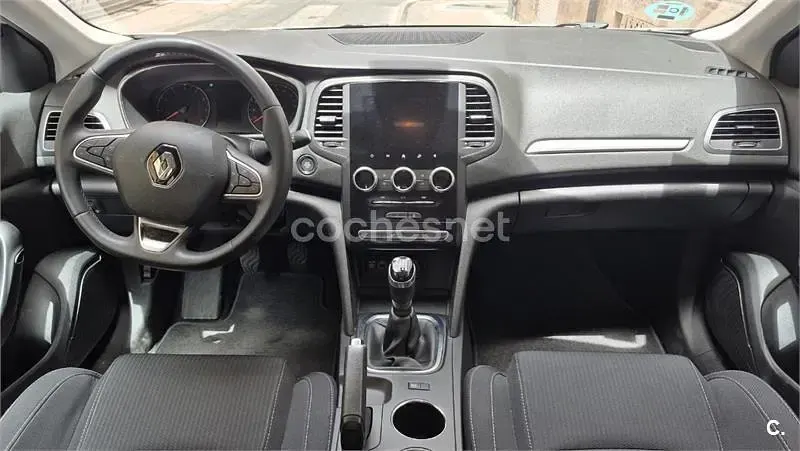 Usado Renault Mégane II Intens 115 CV (84 kW) 2022 Blanco Berlina