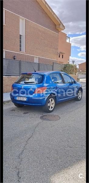 Azul Usado 2004 Peugeot 307 Berlina | 1450 € (Buen precio) - Imagen 1/4
