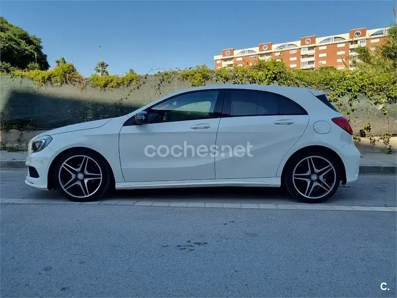 Usado Mercedes A180 AMG 122 CV (89 kW) 2013 Blanco Utilitario