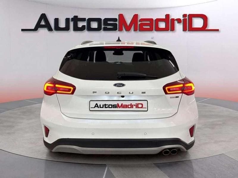 Usado Ford Focus Active 156 CV (114 kW) 2022 Blanco Berlina