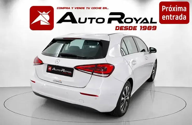 Usado Mercedes A180 136 CV (100 kW) 2022 Blanco Berlina