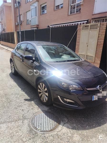 Brugt Opel Astra Selective 115 HK (84 kW) 2013 Sort Sedan