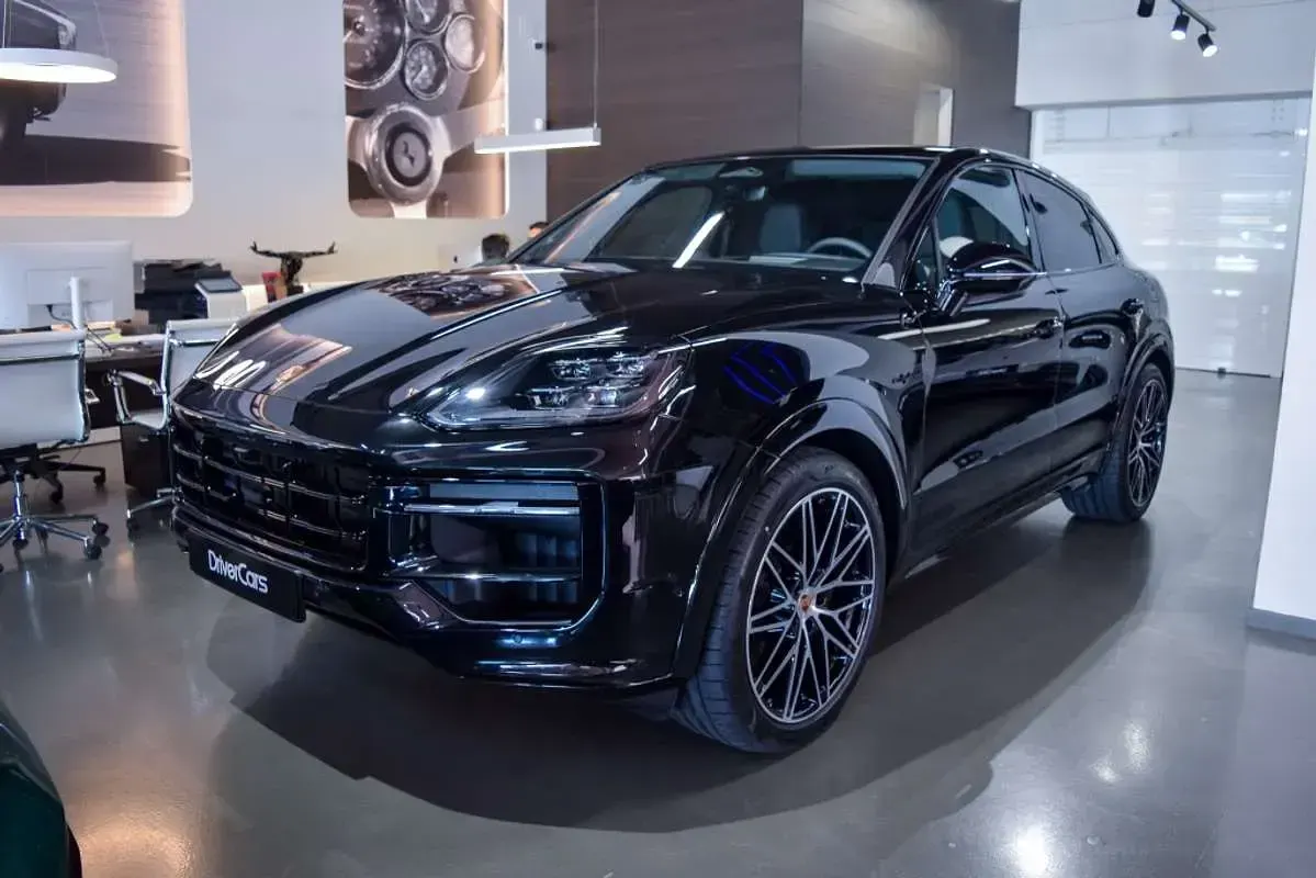 Nuevo Porsche Cayenne S E-Hybrid Black Edition 519 CV (381 kW) 2026 Negro SUV