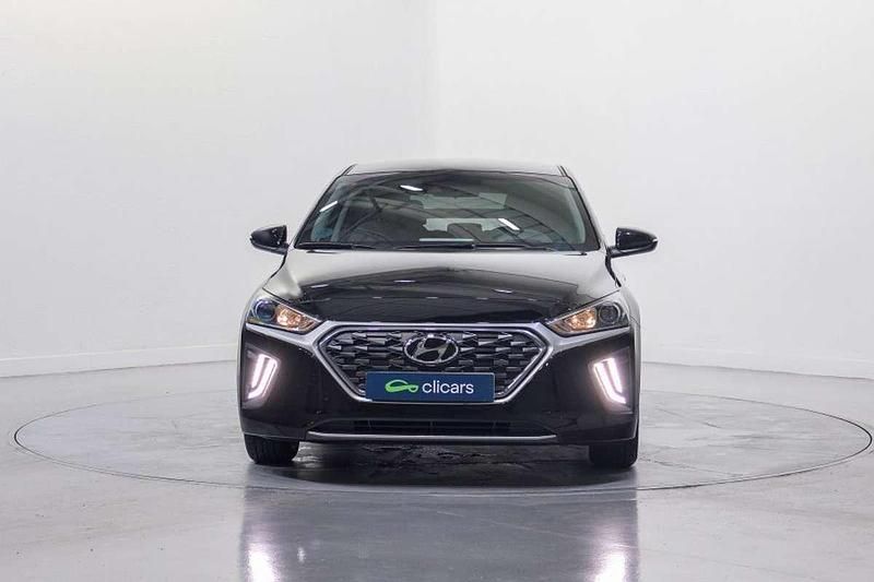 Usado Hyundai Ioniq 141 CV (103 kW) 2021 Negro Utilitario