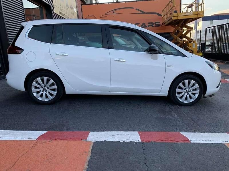 Usado Opel Zafira Eco 131 CV (96 kW) 2013 Blanco Monovolumen