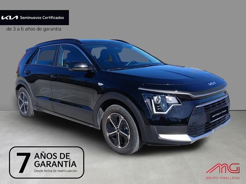 Usado Kia Niro 129 CV (94 kW) 2024 Aurora black (abp) SUV