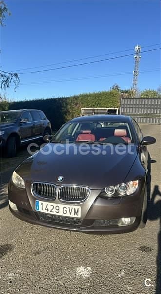 Usado BMW 320 177 CV (130 kW) 2010 Gris / plata Coupe