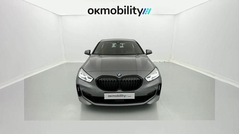 Usado BMW 118 M Sport 136 CV (100 kW) 2024 Skyscraper grau Utilitario