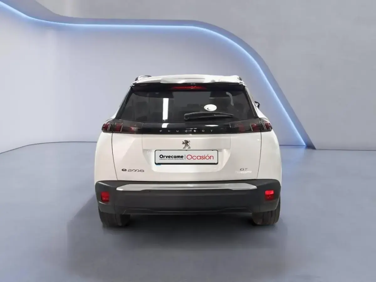 Usado Peugeot e-2008 GT 100 kW (136 CV) 2021 Blanco SUV