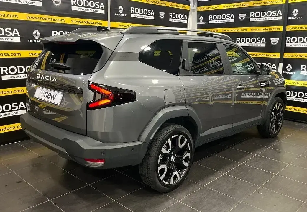 Usado Dacia Bigster Journey 156 CV (114 kW) 2025 Gris SUV