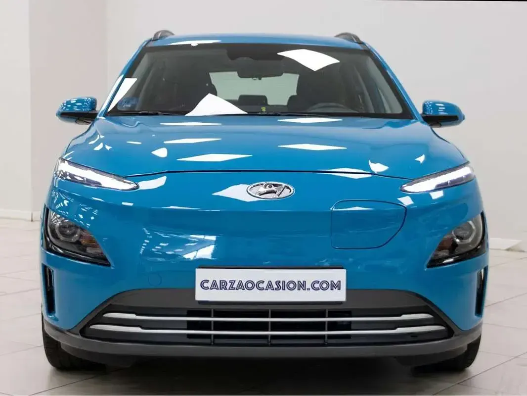 Używany Hyundai Kona 100 kW (136 KM) 2022 Niebieski SUV