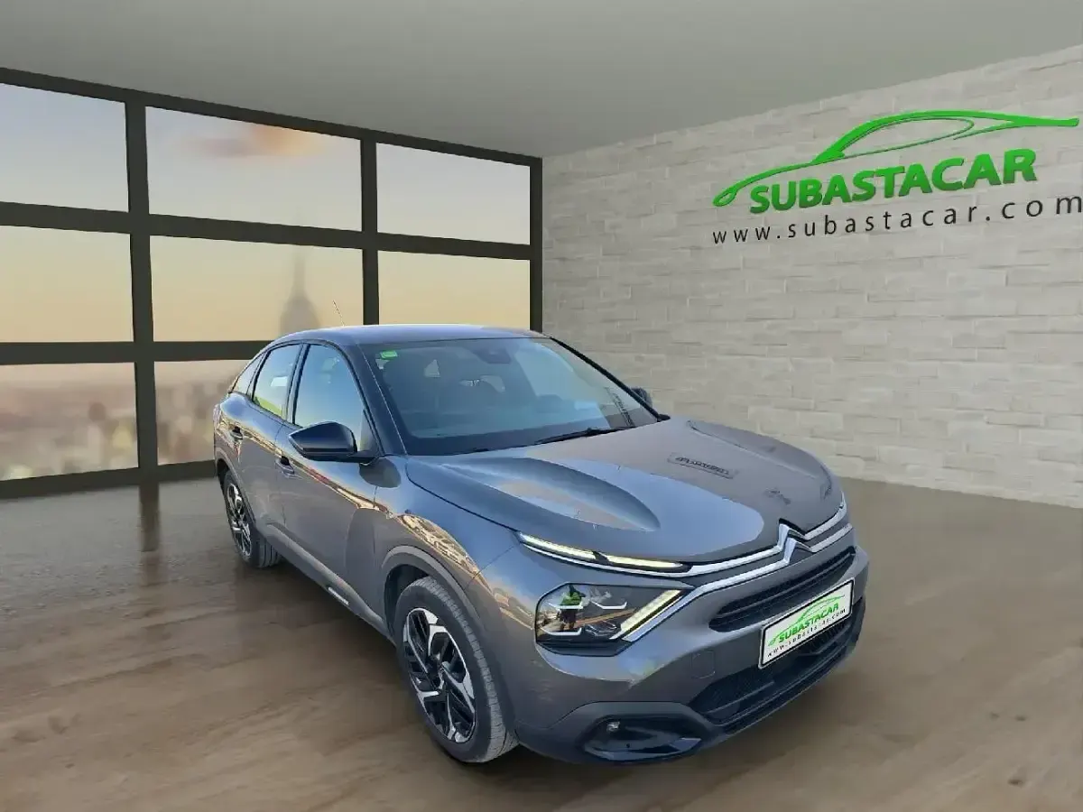 Usado Citroën C4 Feel 110 CV (80 kW) 2022 Gris
