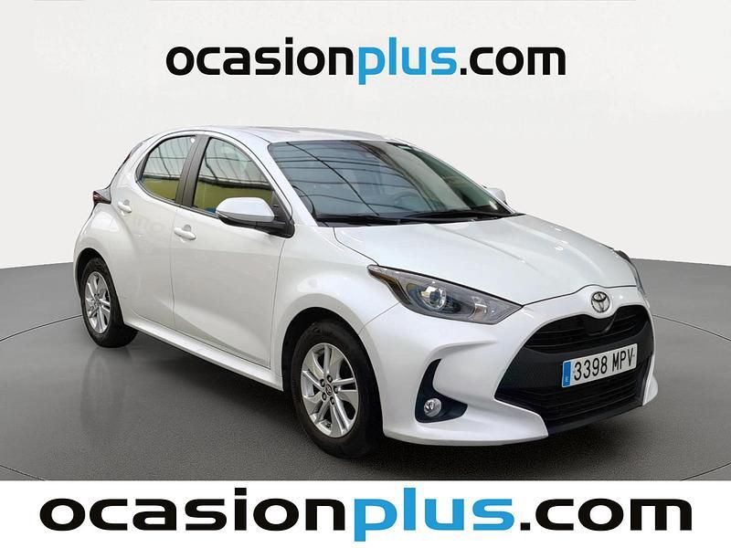 Usado Toyota Yaris Edition 125 CV (91 kW) 2024 Blanco Utilitario