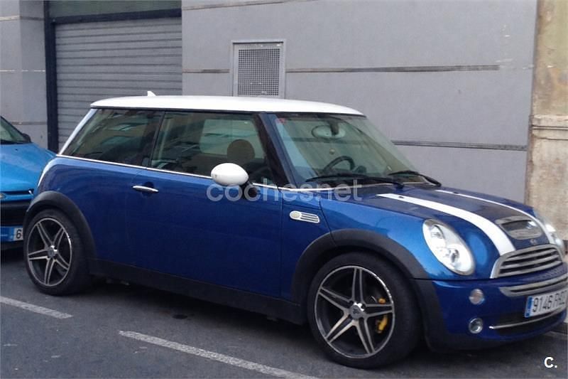 Usado Mini ONE 90 CV (66 kW) 2006 Azul Utilitario