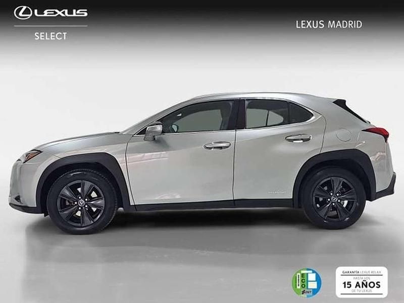Usado Lexus UX 250h Business Edition 184 CV (135 kW) 2022 Plateado SUV