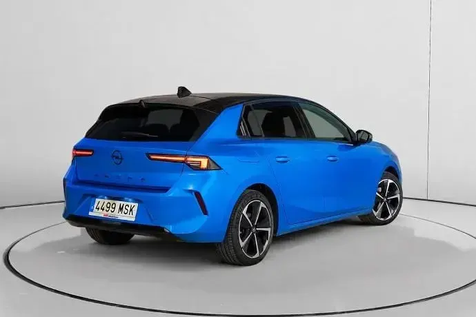Usado Opel Astra 130 CV (95 kW) 2024 Utilitario