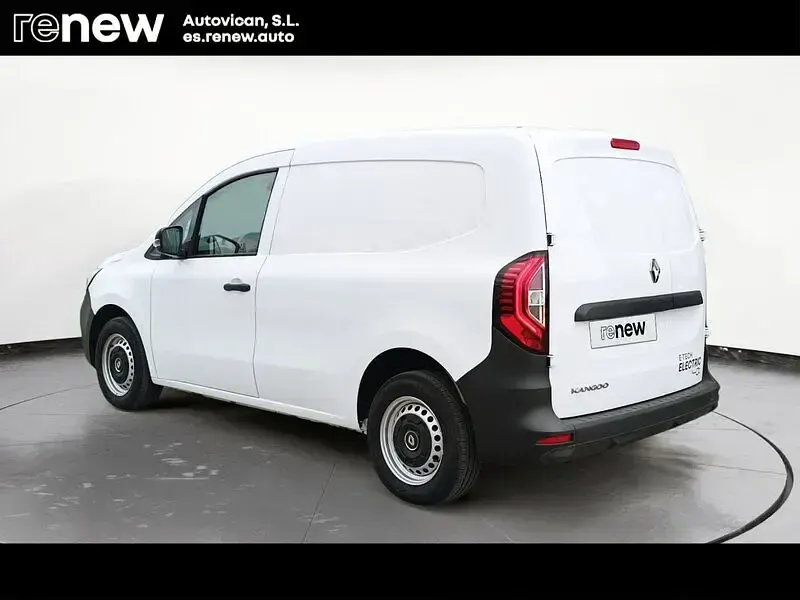 Usado Renault Kangoo 89 kW (122 CV) 2023 Blanco Monovolumen